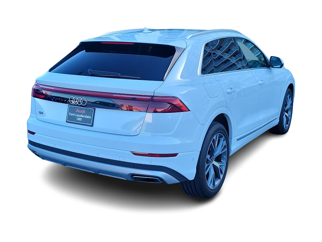 Thumbnail: 2024 Audi Q8 - 18