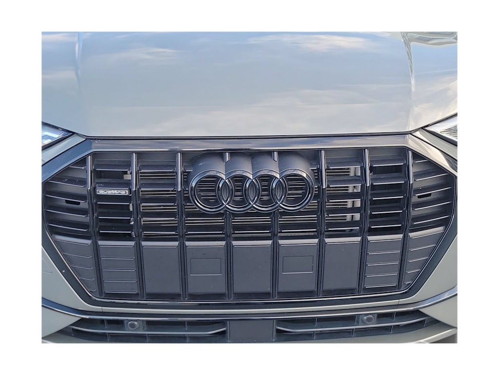 Thumbnail: 2024 Audi Q3 - 24