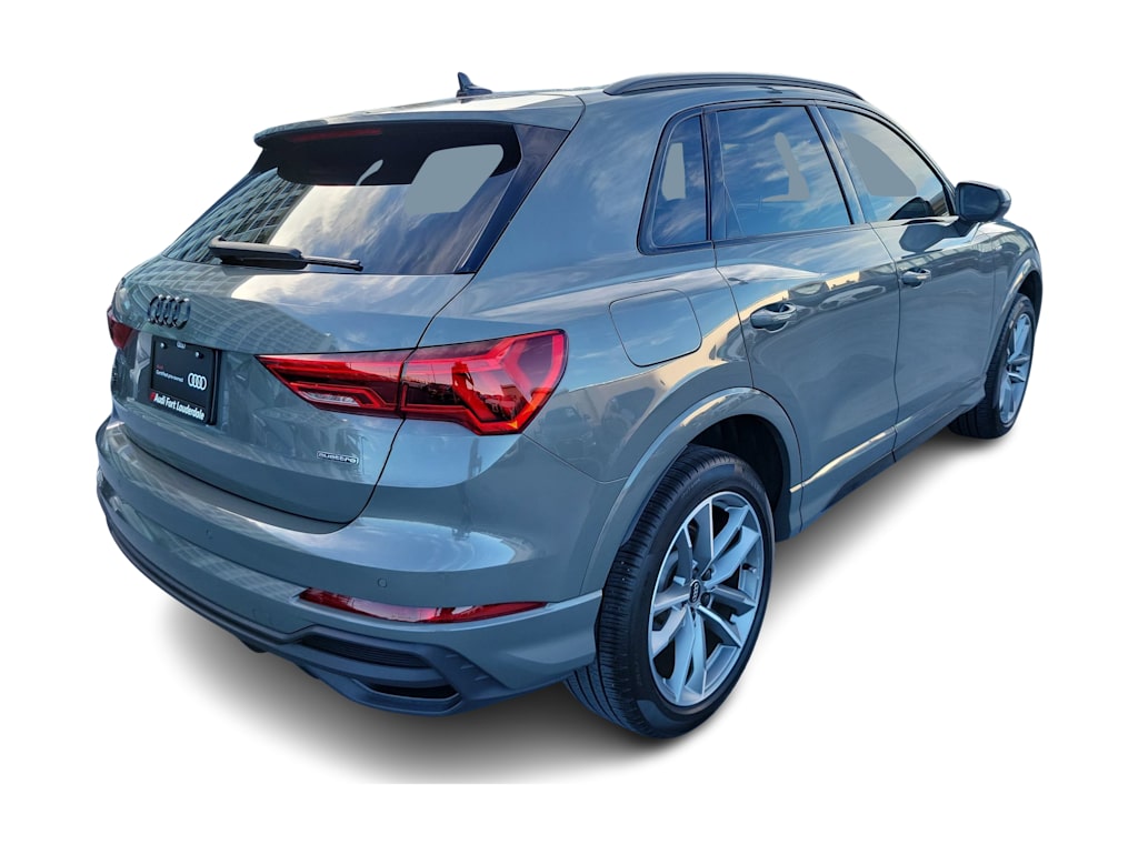 Thumbnail: 2024 Audi Q3 - 21