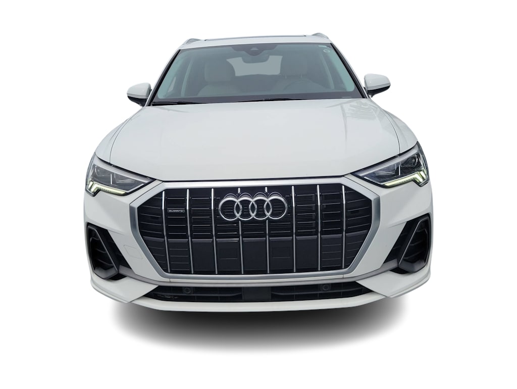 Thumbnail: 2023 Audi Q3 - 6