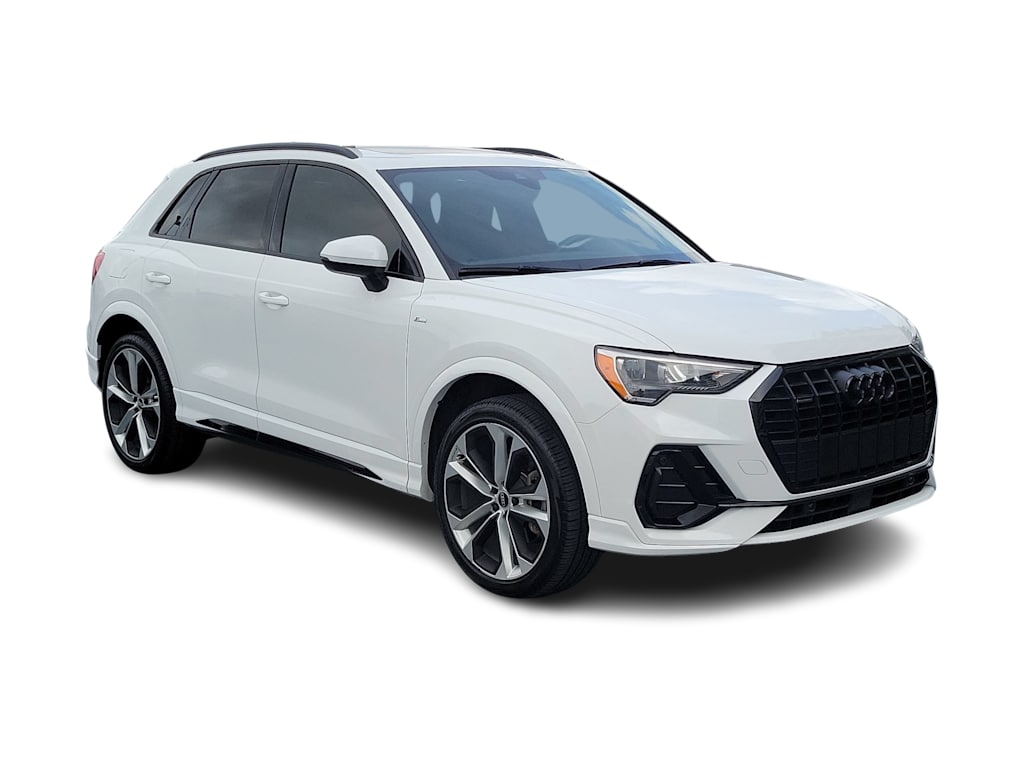 Thumbnail: 2021 Audi Q3 - 22
