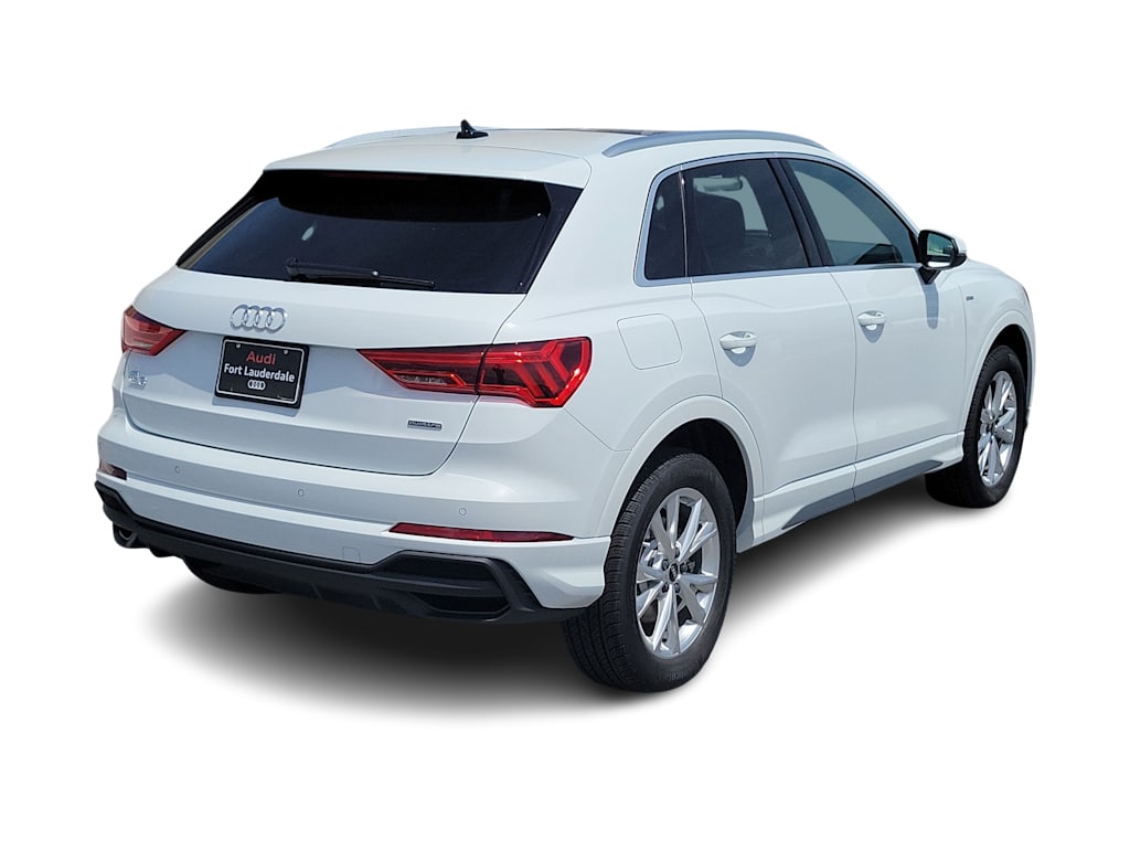 Thumbnail: 2025 Audi Q3 - 17