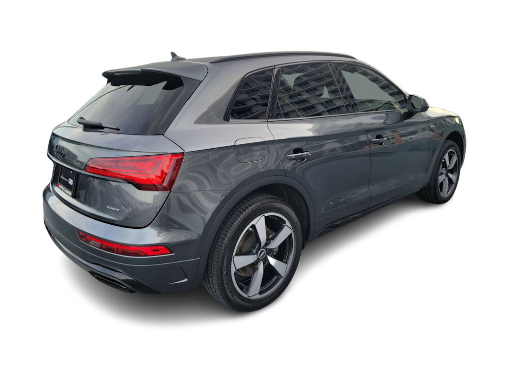 Thumbnail: 2022 Audi Q5 - 20