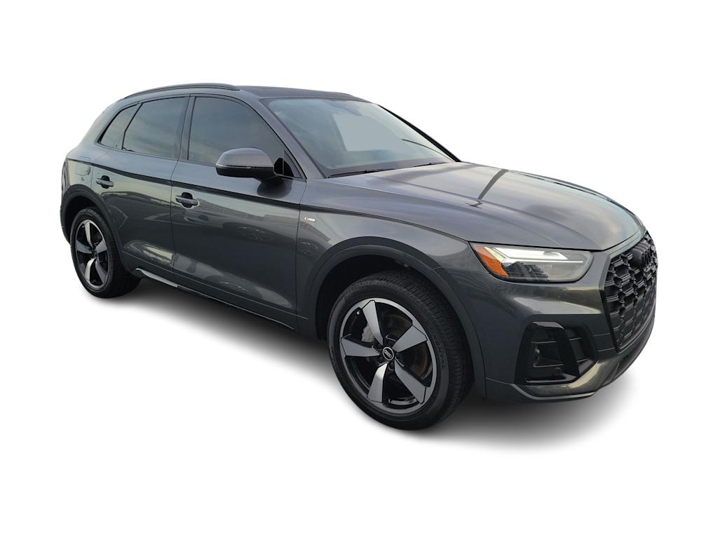Thumbnail: 2022 Audi Q5 - 22