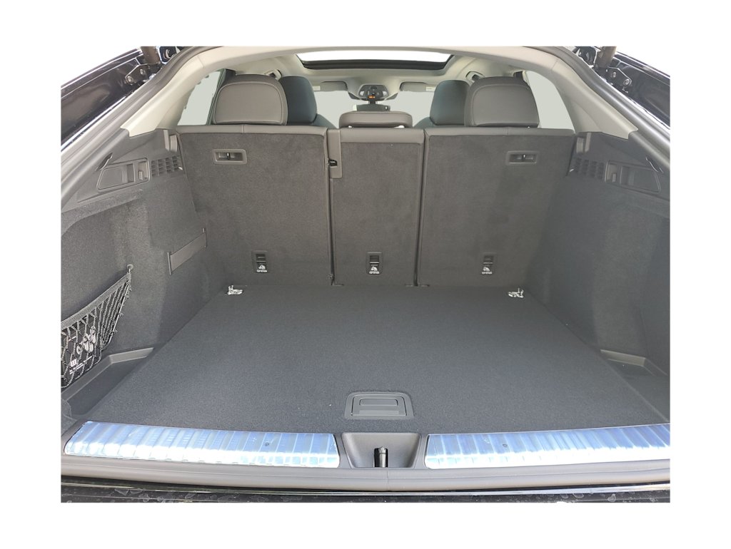 Thumbnail: 2025 Audi Q5 - 14