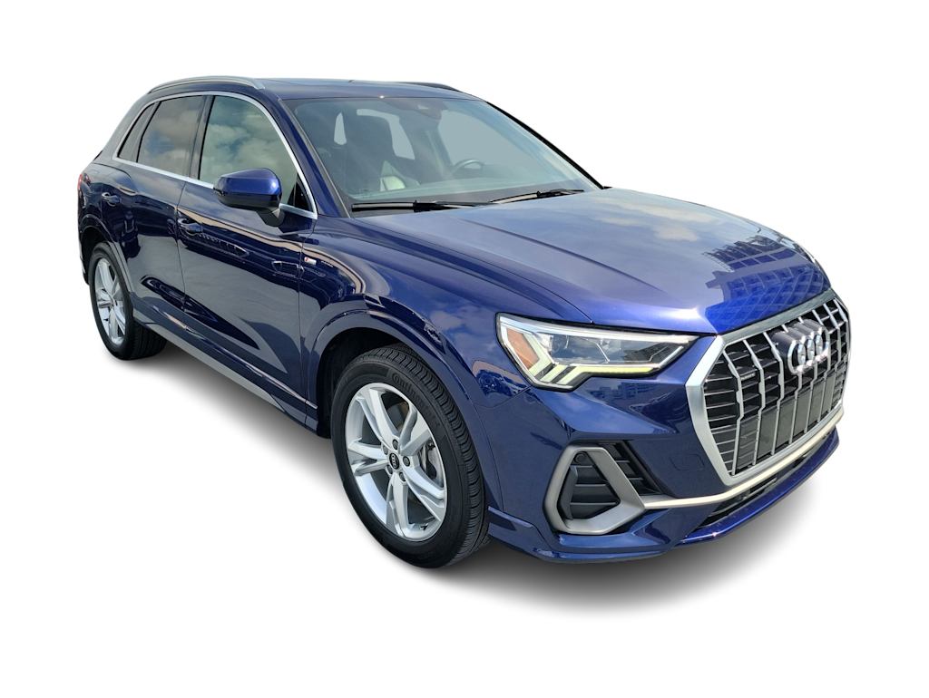 Thumbnail: 2022 Audi Q3 - 20
