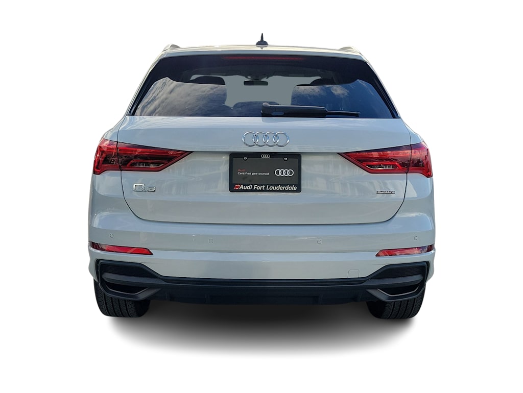Thumbnail: 2023 Audi Q3 - 5