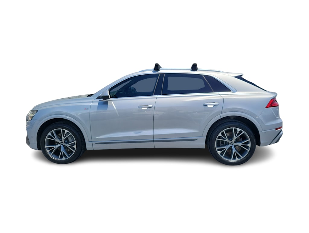 Thumbnail: 2021 Audi Q8 - 3