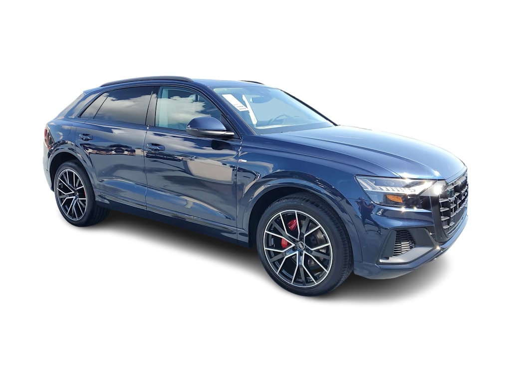 Thumbnail: 2023 Audi Q8 - 21