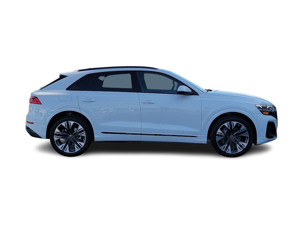 Thumbnail: 2024 Audi Q8 - 20
