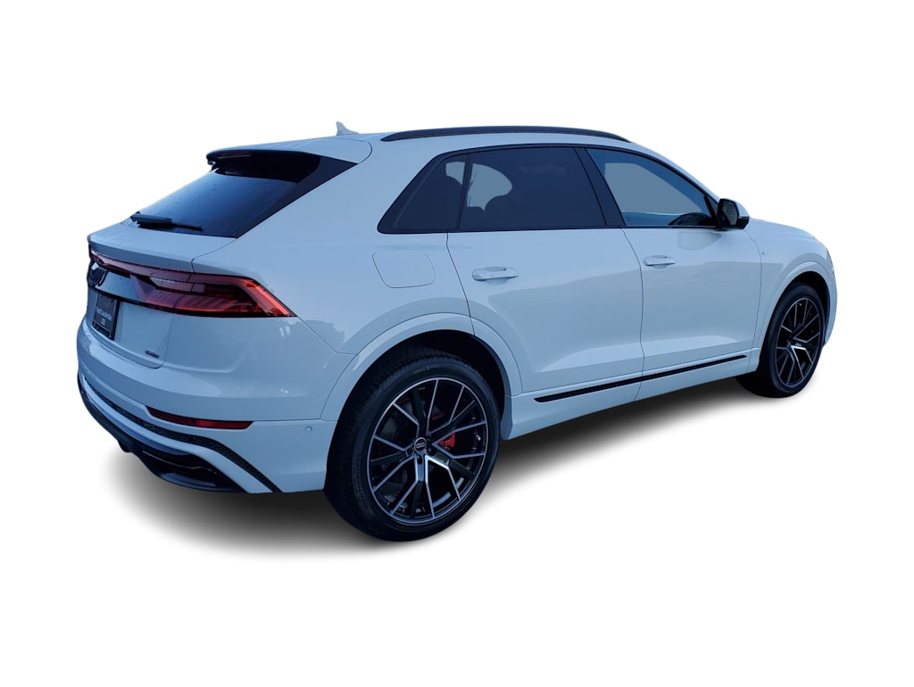 Thumbnail: 2023 Audi Q8 - 19