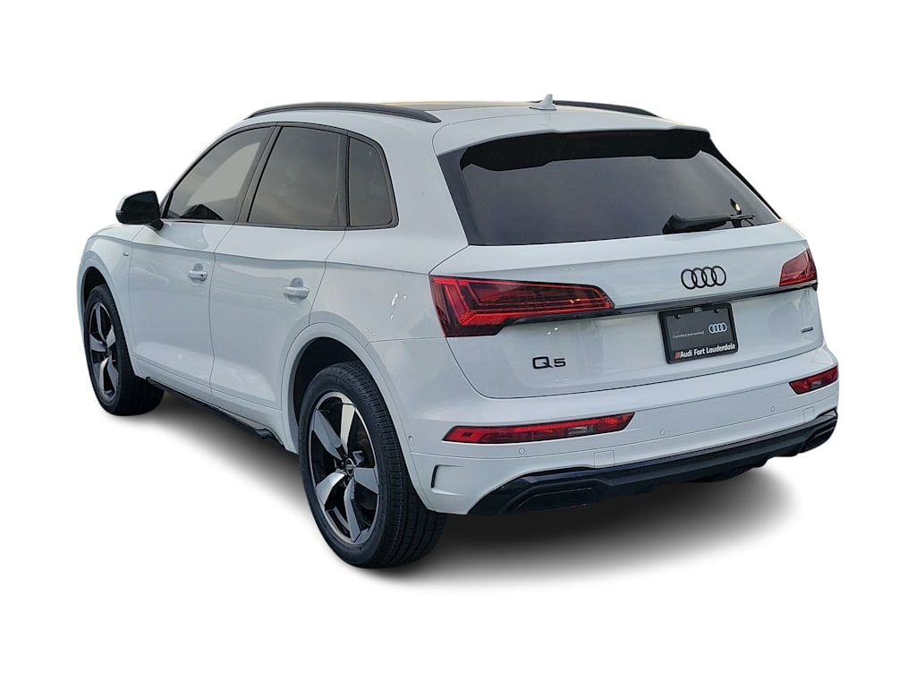 Thumbnail: 2023 Audi Q5 - 4
