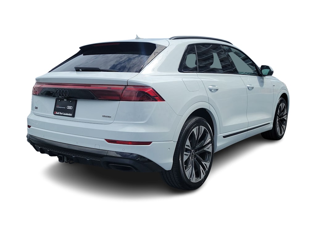 Thumbnail: 2025 Audi Q8 - 16