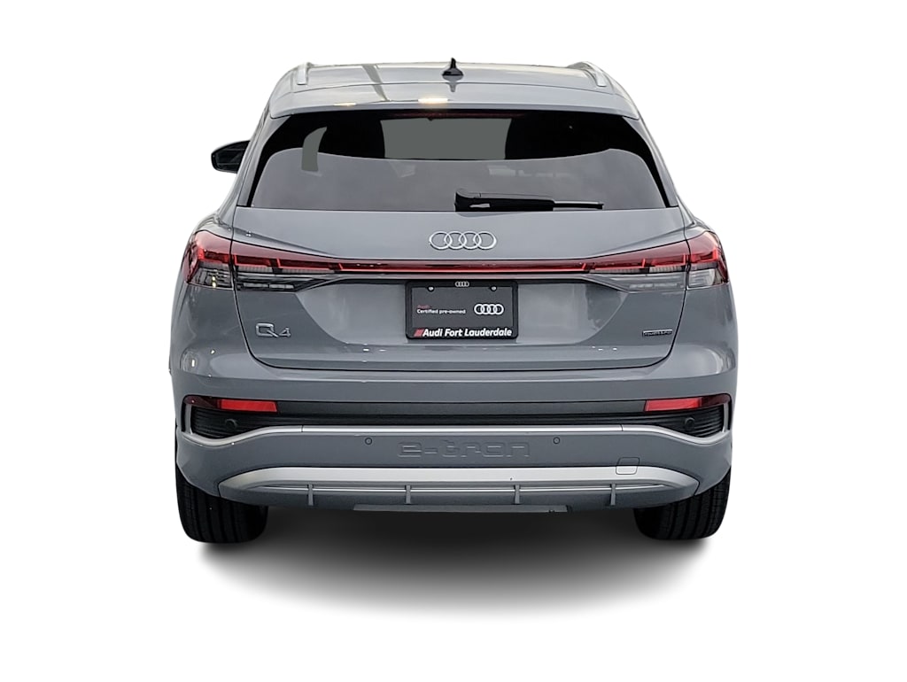 Thumbnail: 2023 Audi Q4 e-tron - 5