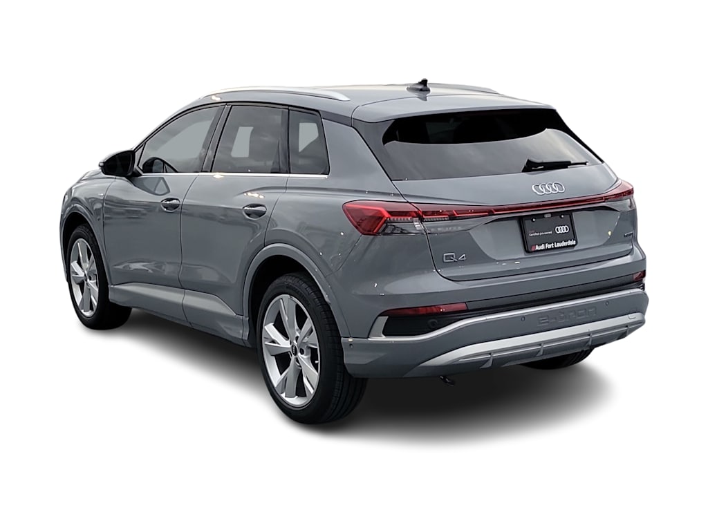 Thumbnail: 2023 Audi Q4 e-tron - 4