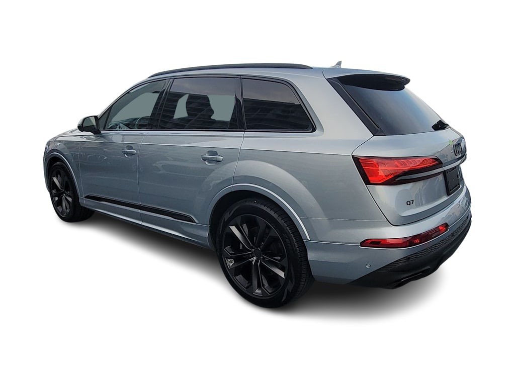Thumbnail: 2026 Audi Q7 - 4