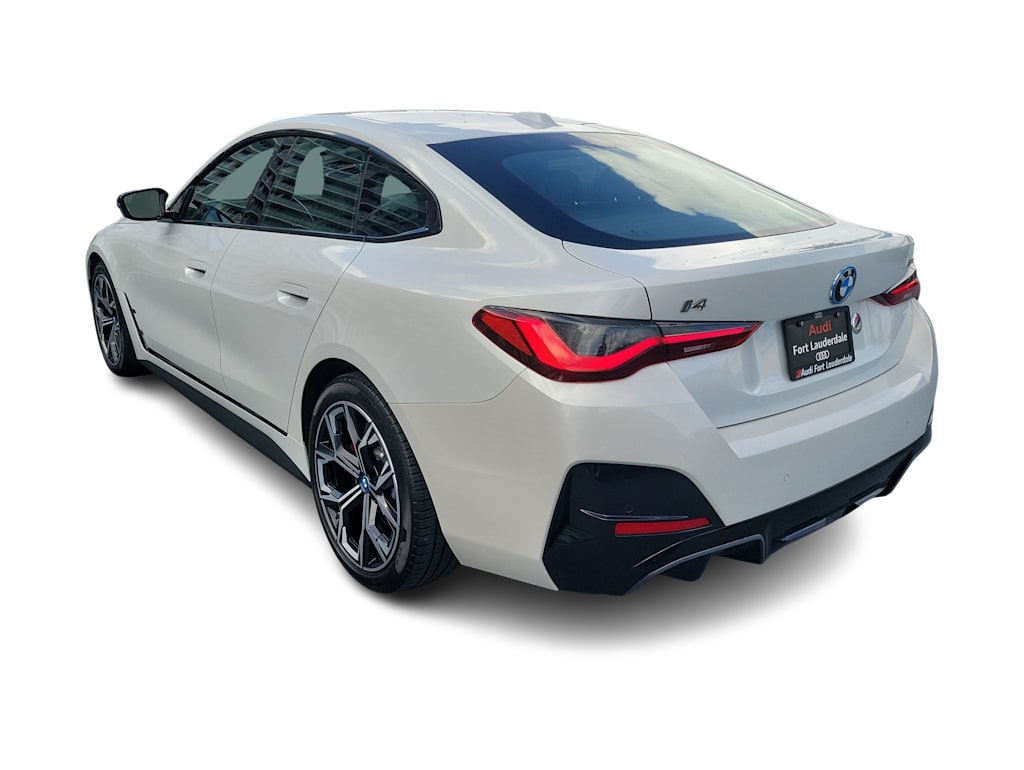 Thumbnail: 2023 BMW i4 - 4