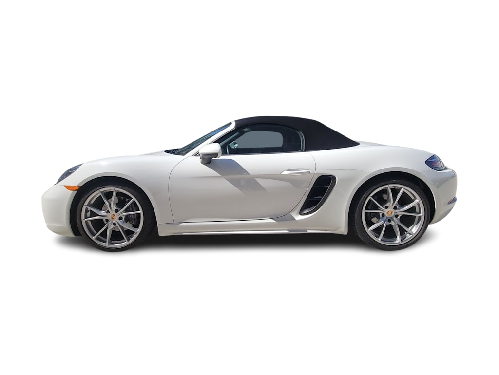 Thumbnail: 2021 Porsche 718 Boxster - 3