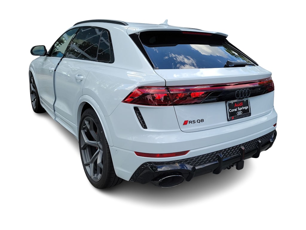 Thumbnail: 2026 Audi RS Q8 - 4