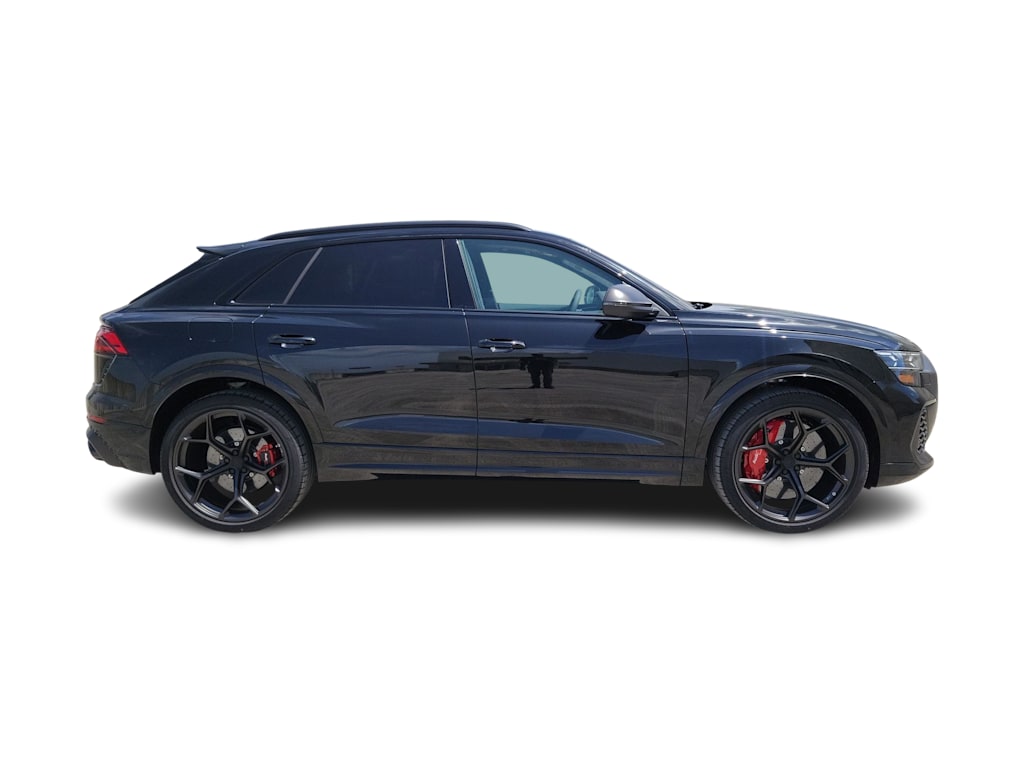 Thumbnail: 2026 Audi RS Q8 - 22