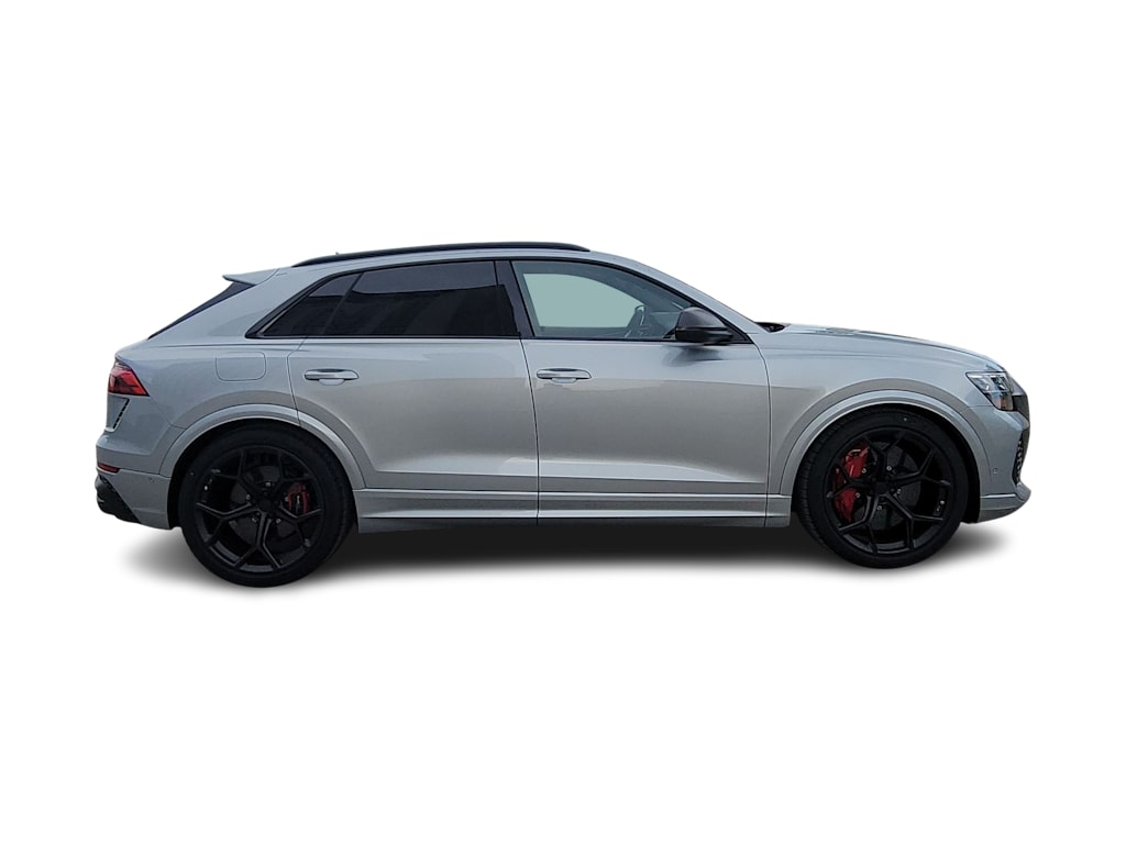 Thumbnail: 2026 Audi RS Q8 - 21