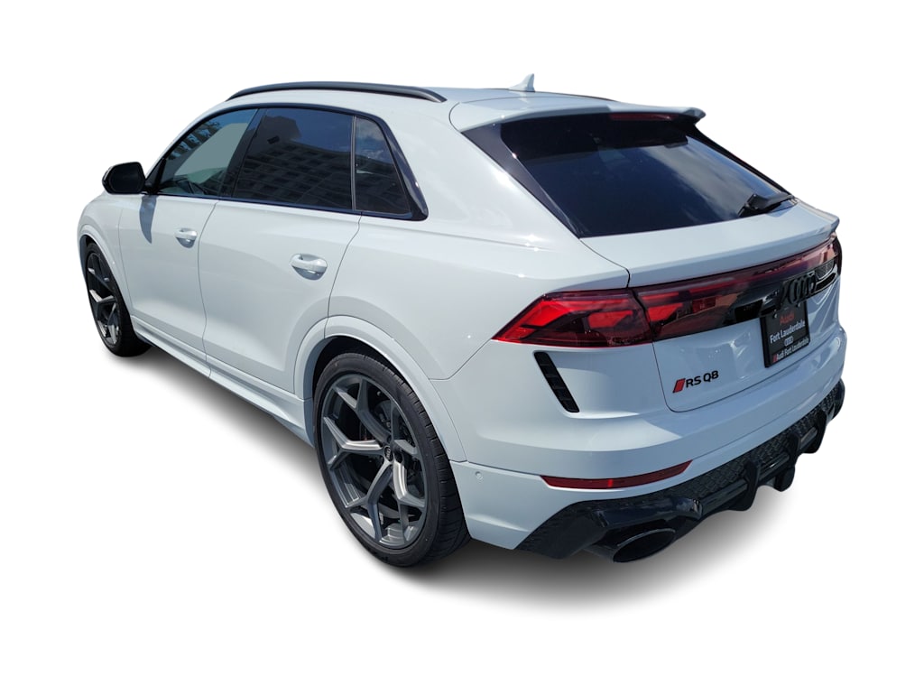 Thumbnail: 2026 Audi RS Q8 - 4