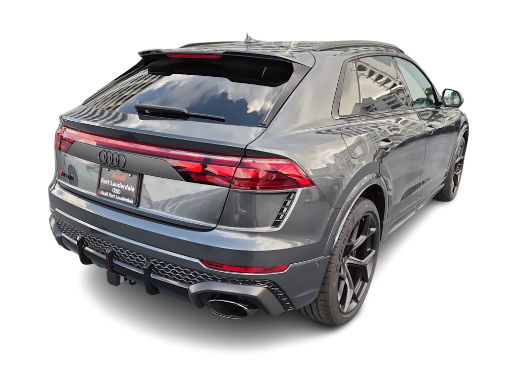 Thumbnail: 2026 Audi RS Q8 - 18