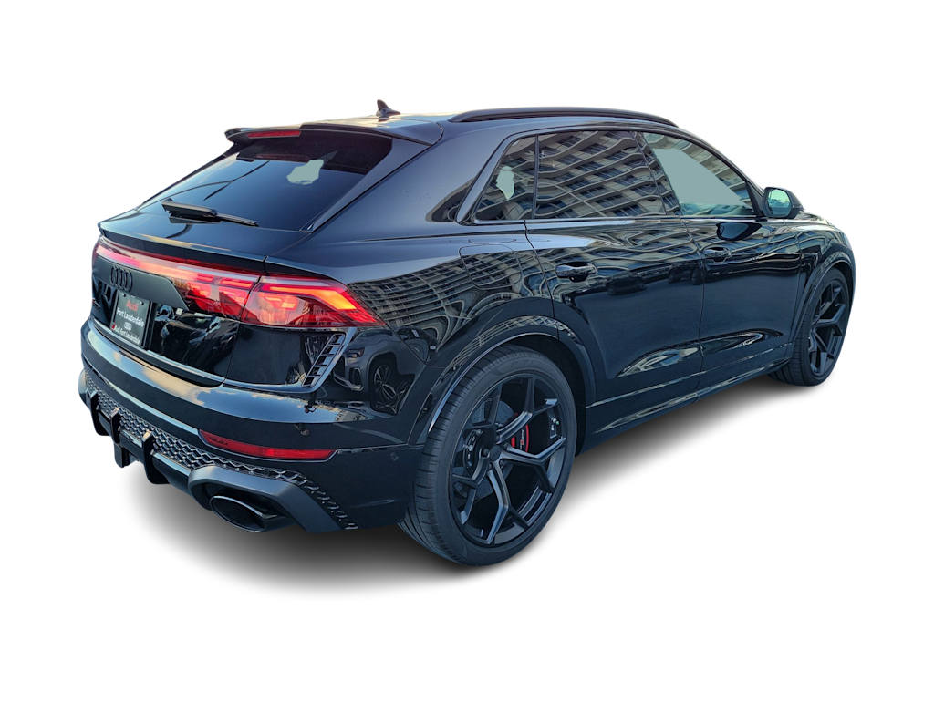 Thumbnail: 2026 Audi RS Q8 - 21