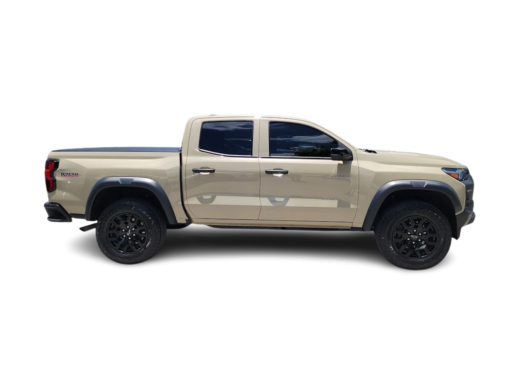 Thumbnail: 2024 Chevrolet Colorado - 23