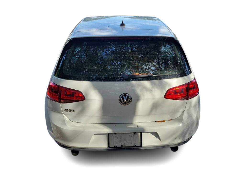 Thumbnail: 2016 Volkswagen Golf - 3