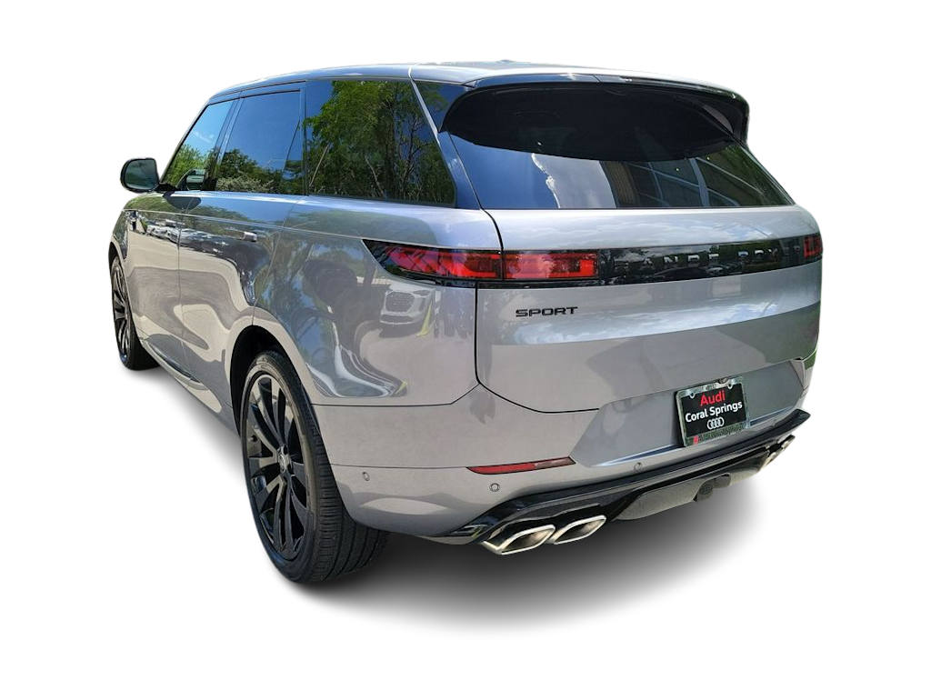 Thumbnail: 2025 Land Rover Range Rover Sport - 4