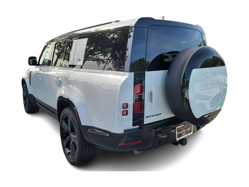 Thumbnail: 2024 Land Rover Defender - 4