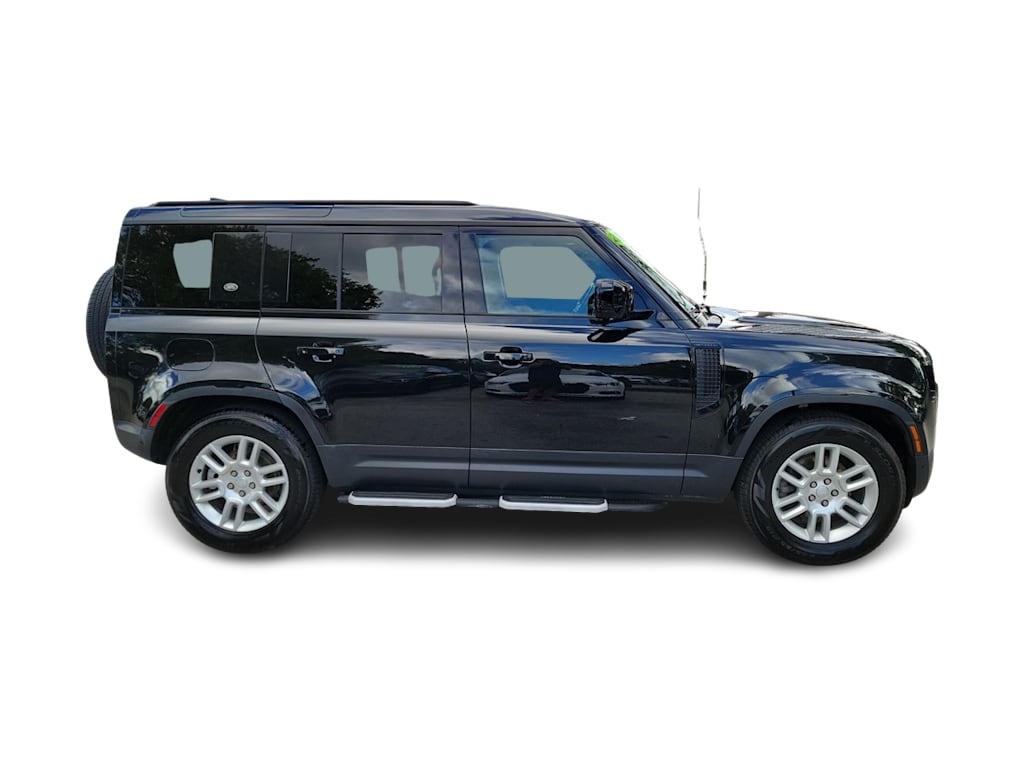 Thumbnail: 2023 Land Rover Defender - 22