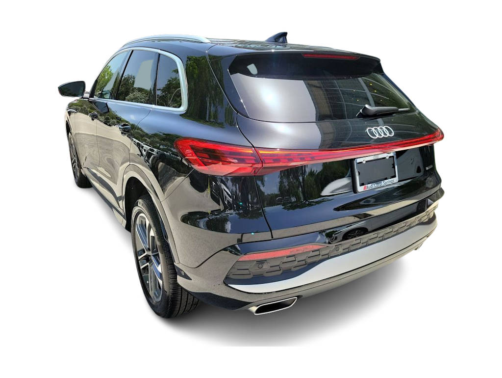 Thumbnail: 2025 Audi Q5 - 4