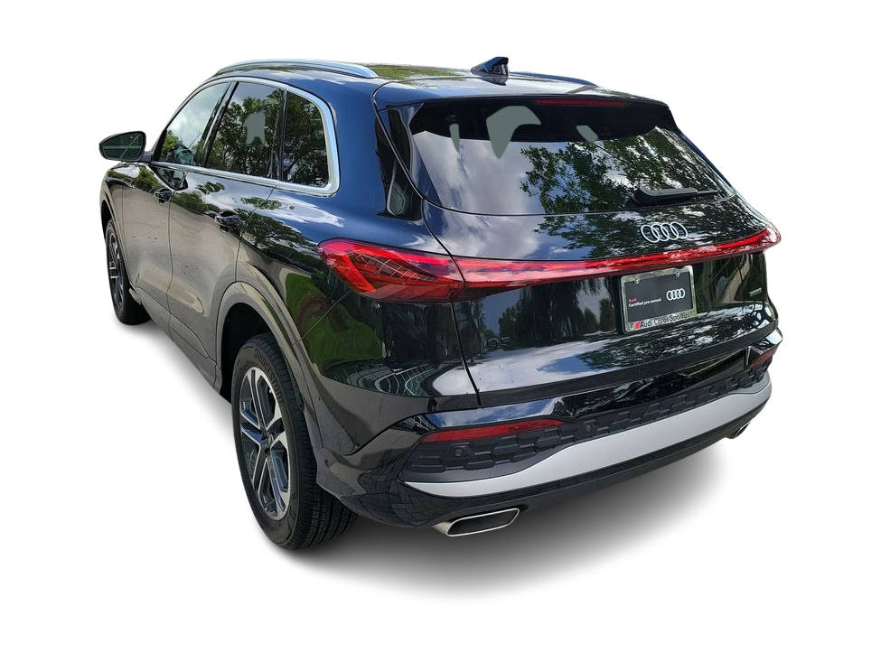 Thumbnail: 2025 Audi Q5 - 4