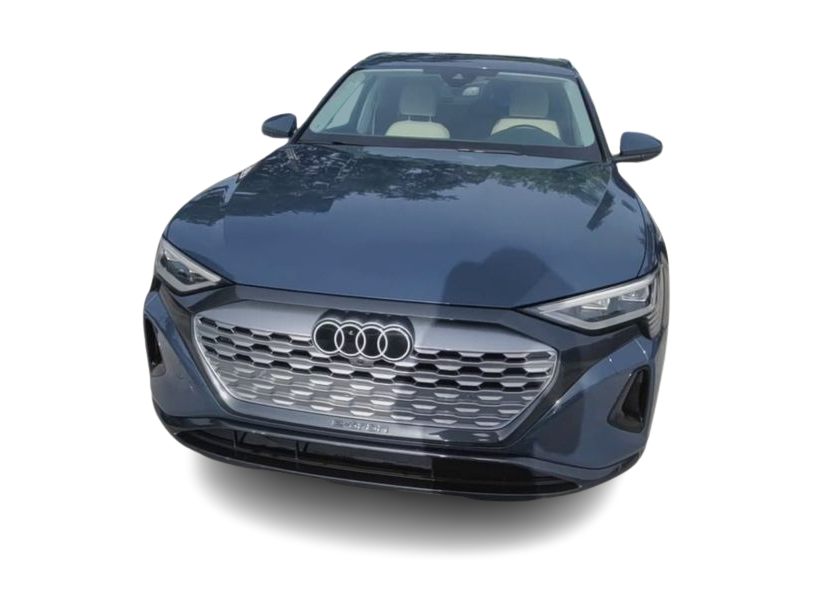 Thumbnail: 2024 Audi Q8 e-tron - 6