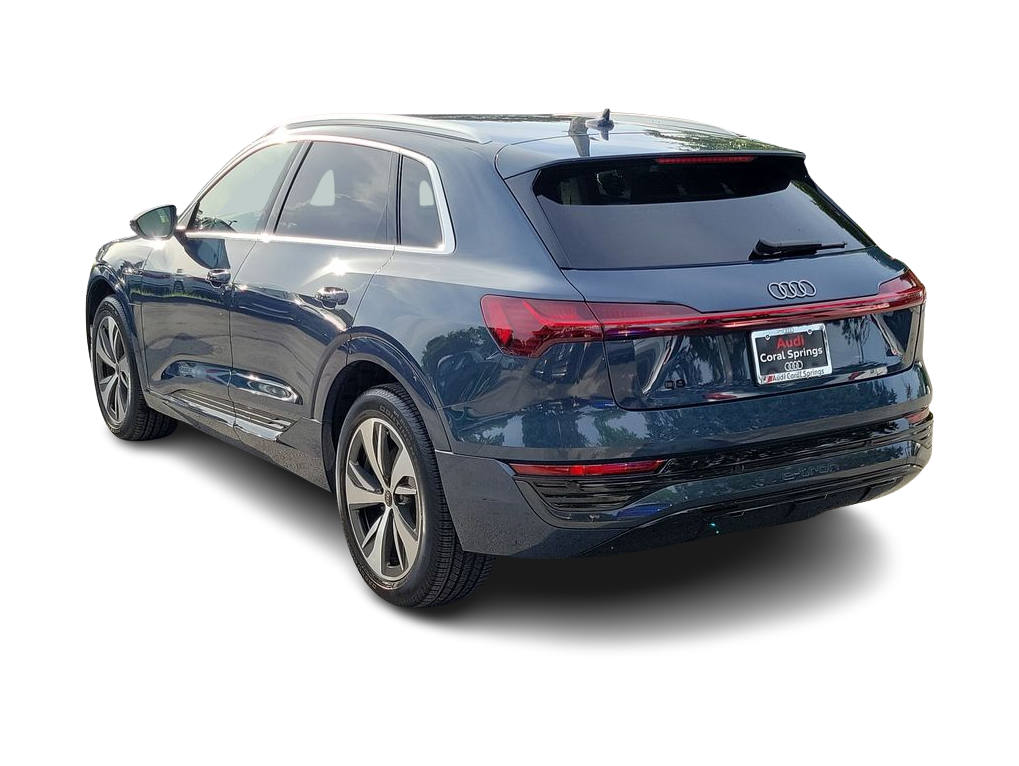 Thumbnail: 2024 Audi Q8 e-tron - 26