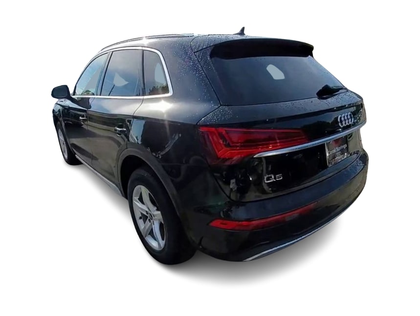 Thumbnail: 2023 Audi Q5 - 4