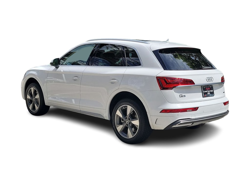 Thumbnail: 2023 Audi Q5 - 4