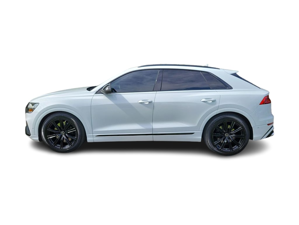Thumbnail: 2023 Audi SQ8 - 25