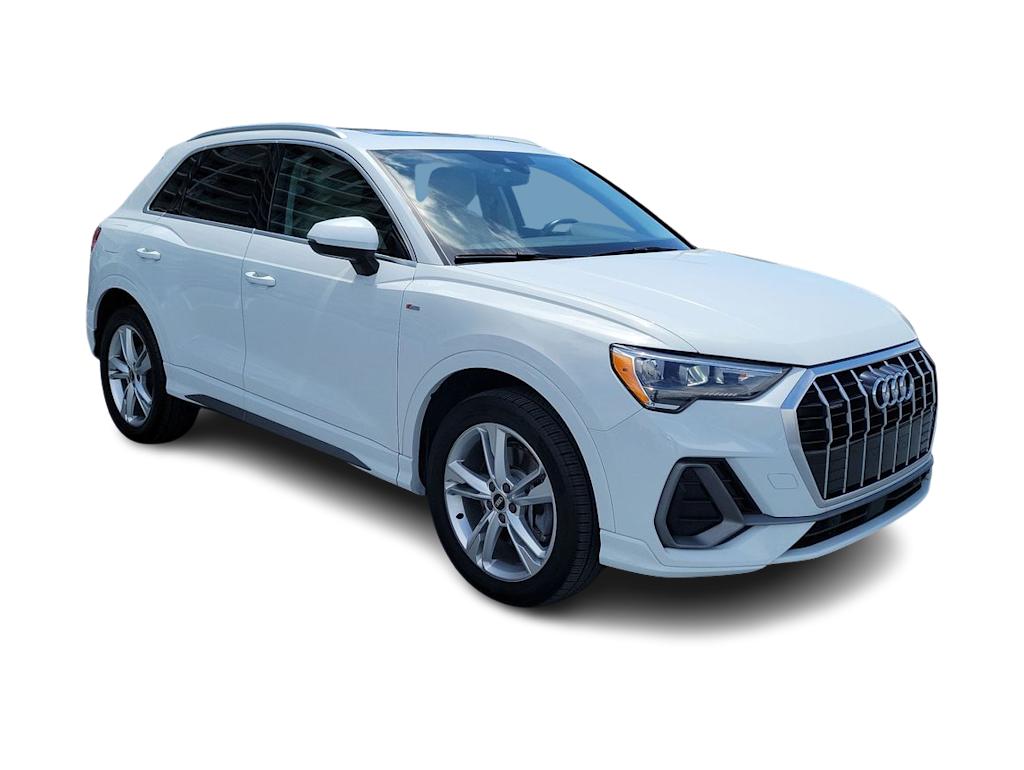 Thumbnail: 2022 Audi Q3 - 20