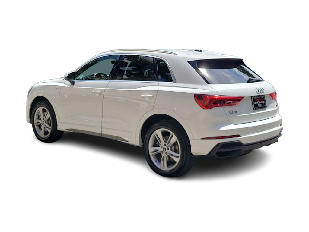 Thumbnail: 2024 Audi Q3 - 4