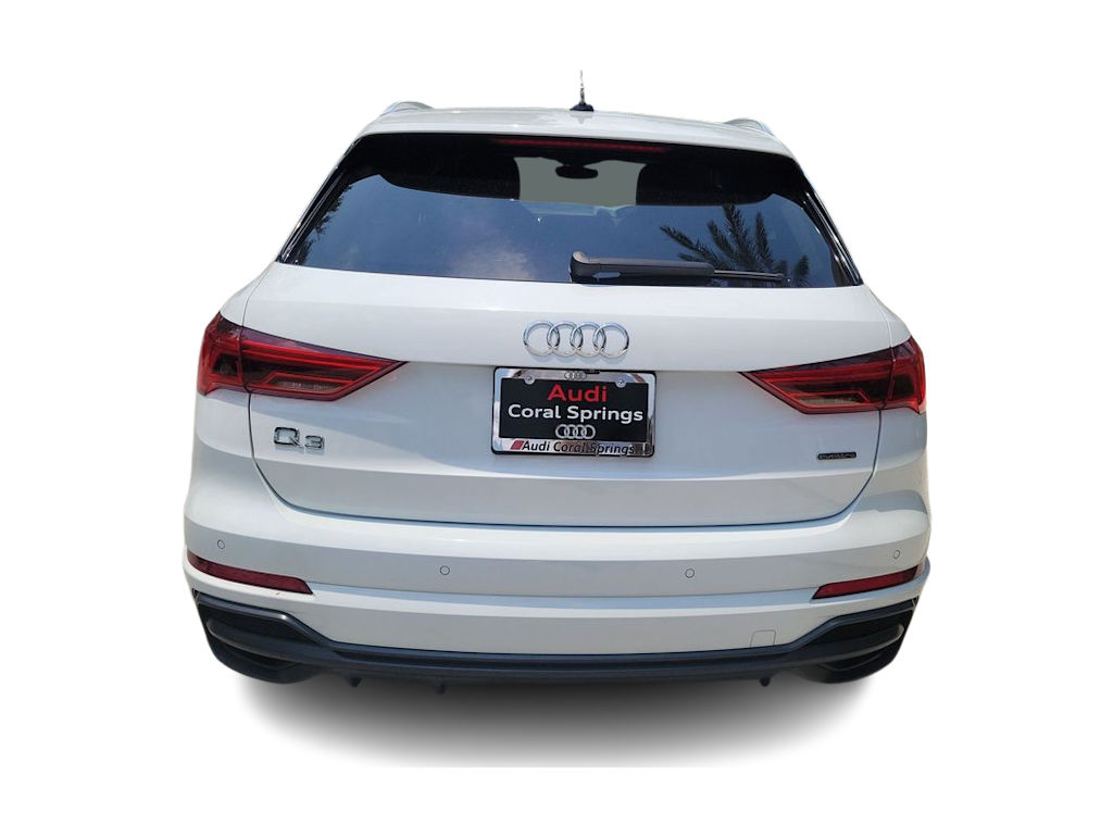 Thumbnail: 2021 Audi Q3 - 26