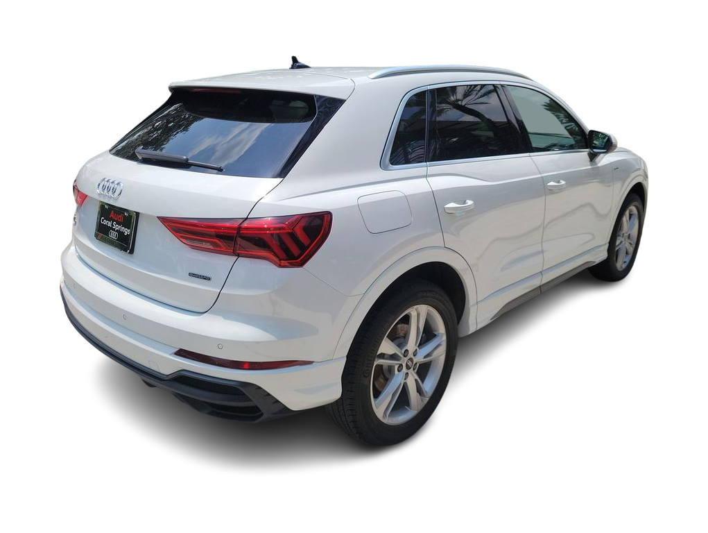 Thumbnail: 2021 Audi Q3 - 22