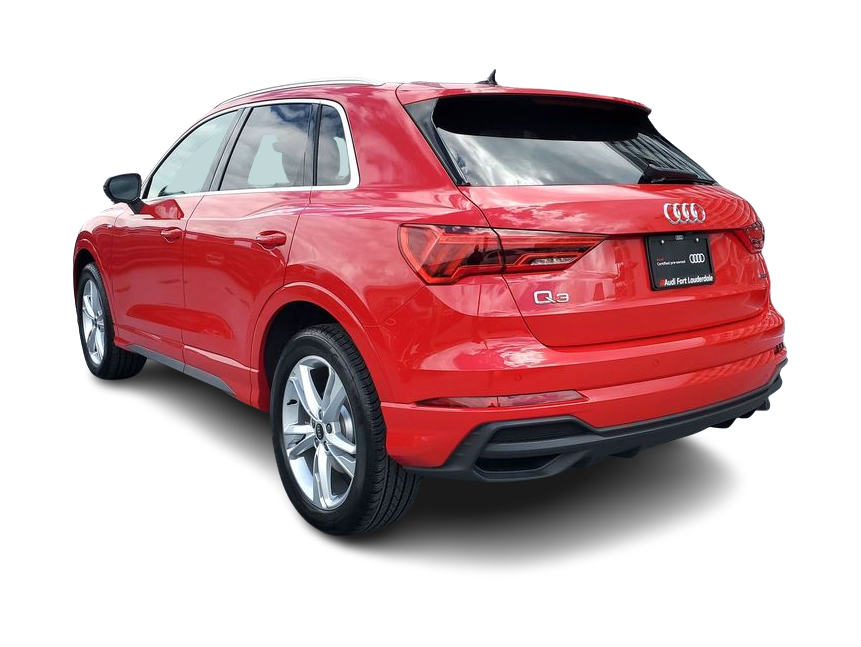 Thumbnail: 2023 Audi Q3 - 4