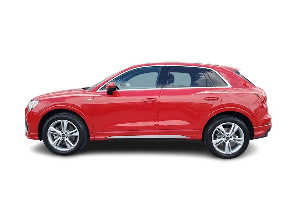 Thumbnail: 2023 Audi Q3 - 3