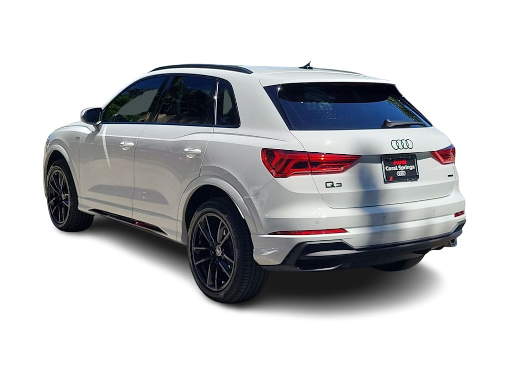 Thumbnail: 2024 Audi Q3 - 24
