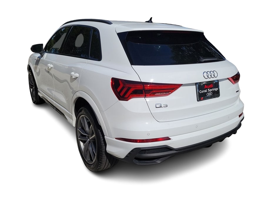 Thumbnail: 2025 Audi Q3 - 4