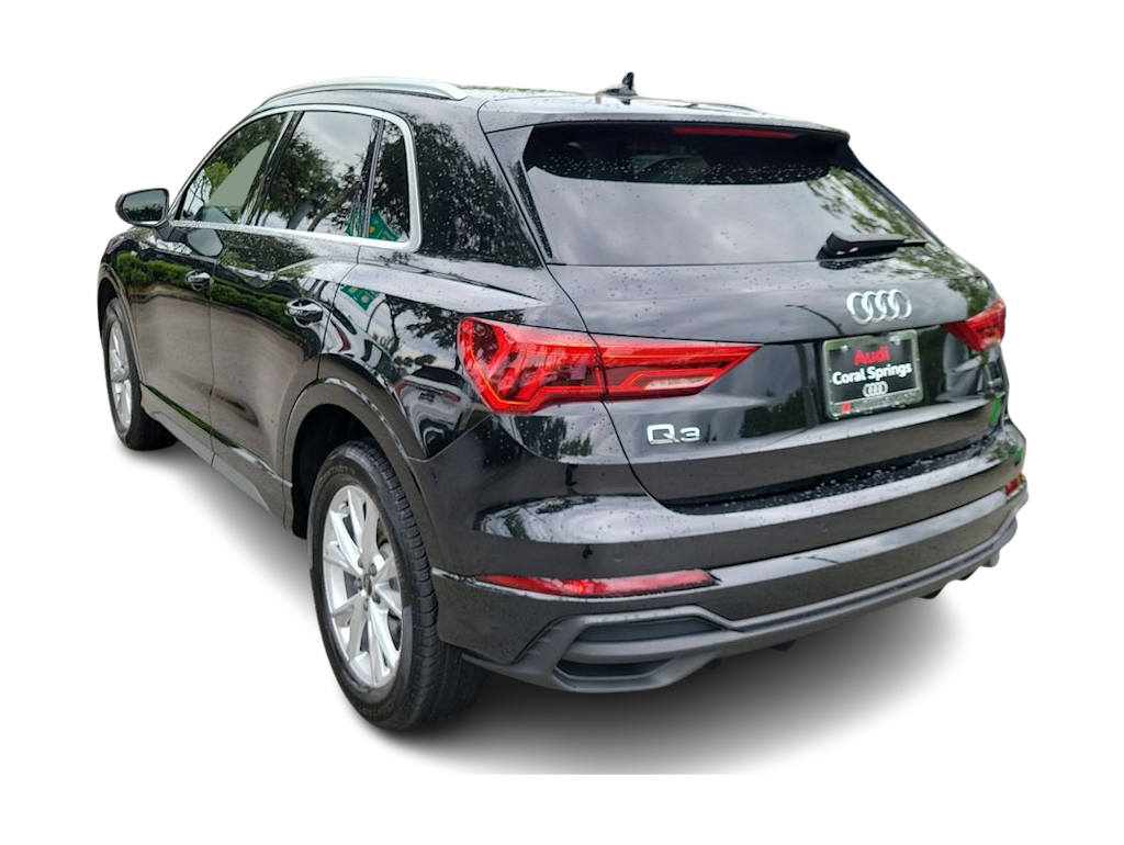 Thumbnail: 2025 Audi Q3 - 25