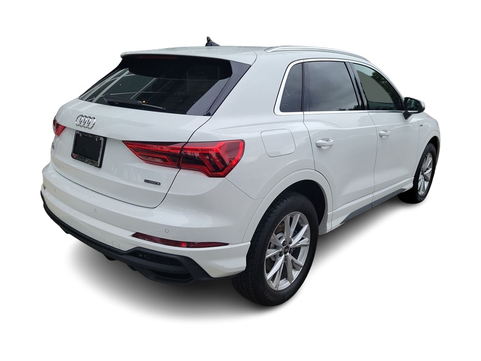 Thumbnail: 2023 Audi Q3 - 22